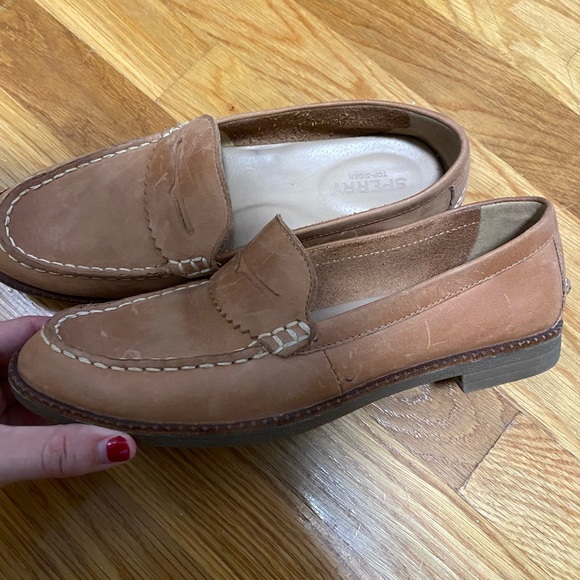 Sperry tan loafers - Picture 2 of 3